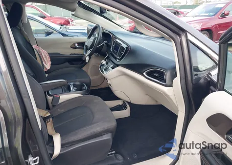 2019 Chrysler Pacifica Touring Plus from USA, damaged, VIN 2C4RC1FG4KR737915